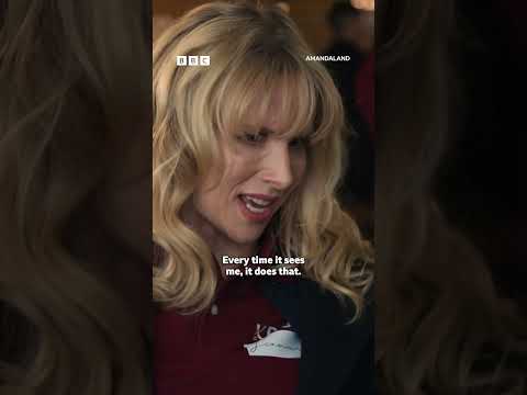 Amanda believes Fi’s dog fancies her 👀 - BBC