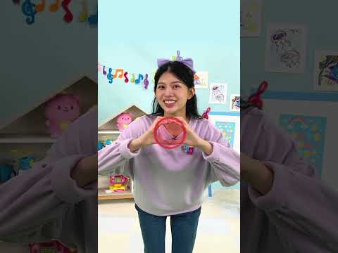 Can you make shapes with your hands? 🫶 Do the shape dance with Melody #hellomelody