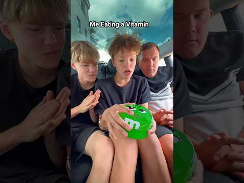 OMG 😱 FUNNY M&M