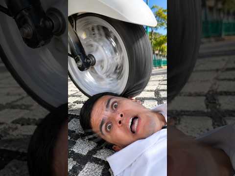 É IMPOSSÍVEL ME FAZER PISCAR!
