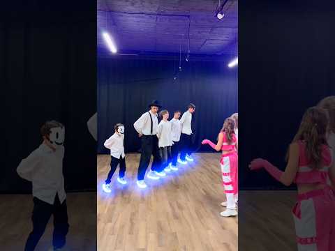 NEON BATTLE 😨🔥 Girls 👧 Vs Boys 👦 WHO WIN ?? 🤔🏆