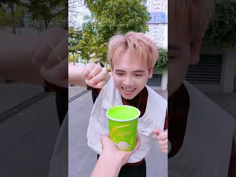 Delicious food choice challenge and the ultimate outcome! 😂 🍢 #taihoa #funny #shorts