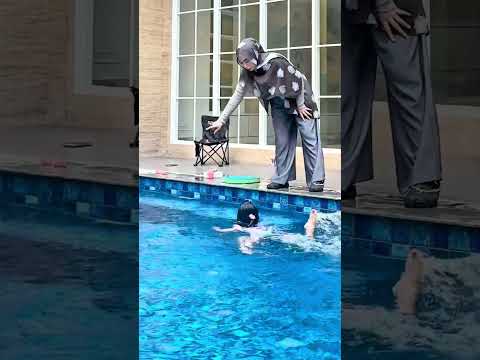 Moana didorong Ria Ricis ke kolam 5 meter!!
