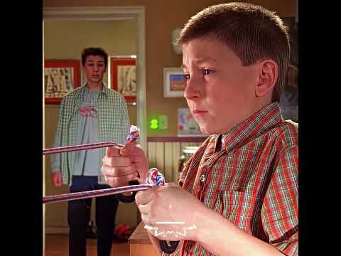 Bro blamed baby for everything😂 | Malcolm in the Middle (2000) - 4k Edit | Sem Controle (slowed)