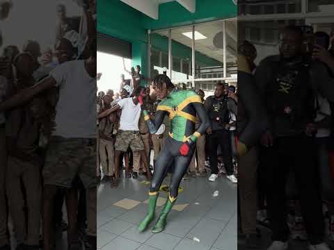 iShowSpeed vs JAMAICAN SPIDERMAN! 🇯🇲🇯🇲