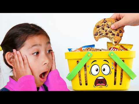 Maddie Bella & Eva Solves the Missing Cookie Mystery!