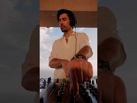 KSHMR’s full instrumental DJ set of his new album MIRAGE is out now on YouTube 🌙