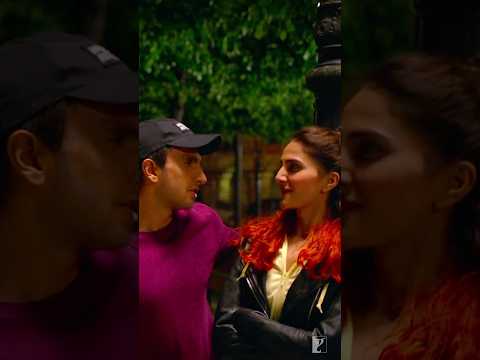 Catch the chemistry of #RanveerSingh and #VaaniKapoor in #BehindTheScene magic of #Je T'aime 😍