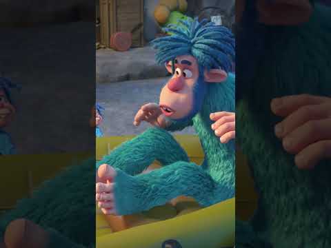 Смотри внимательно — не перепутай! 👀 🎯 #Shorts #машаимедведь #ОдинкОдному #MashaandtheBear #cartoon
