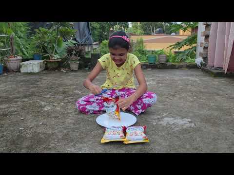 কৃতিকা Biryani খাবারের প্যাকেট এর ভিতর থেকে কি কি নতুন Gift পেলো@Kritika Channel 