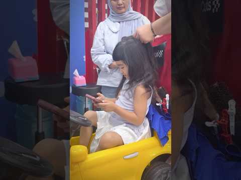 Model rambut terbaru ditahun ini.. #riaricis #moana