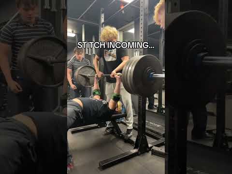 No more bench press !! 😰😰