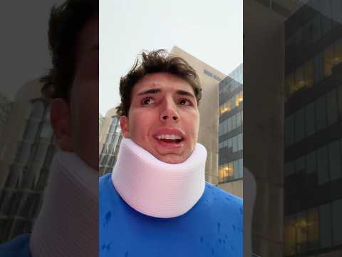 Tuve un accidente y tengo que usar collarín🤕👎🏼⚠️
