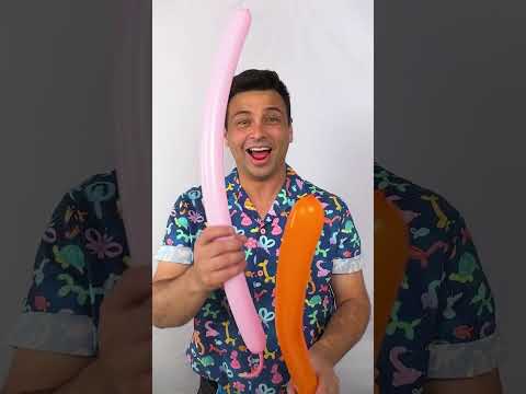 Putar rodanya untuk bermain! 🛞 Pelajaran mengkreasi balon CoComelon#kids #shorts