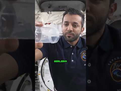 Bagaimana Astronot Mencuci Rambut di Luar Angkasa? 😱🚀 #viral #shorts