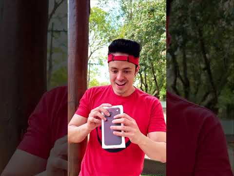 ELA GANHOU UM IPHONE 18… #shorts