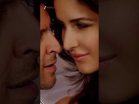 #BangBang #BangBangTitleTrack #HrithikRoshan #KatrinaKaif #VishalSheykhar #BennyDayal #NeetiMohan
