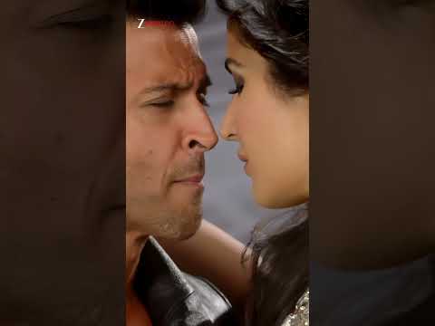#BangBang #BangBangTitleTrack #HrithikRoshan #KatrinaKaif #VishalSheykhar #BennyDayal #NeetiMohan