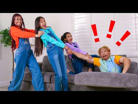 Ellie Wendy & Charlotte Jump Into the Couch to Save Uncle!