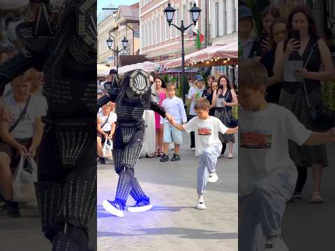 ASTRONOMIA 🤯 LITTLE BOY DANCING TREND 😱🔥 NEON TUZELITY !!