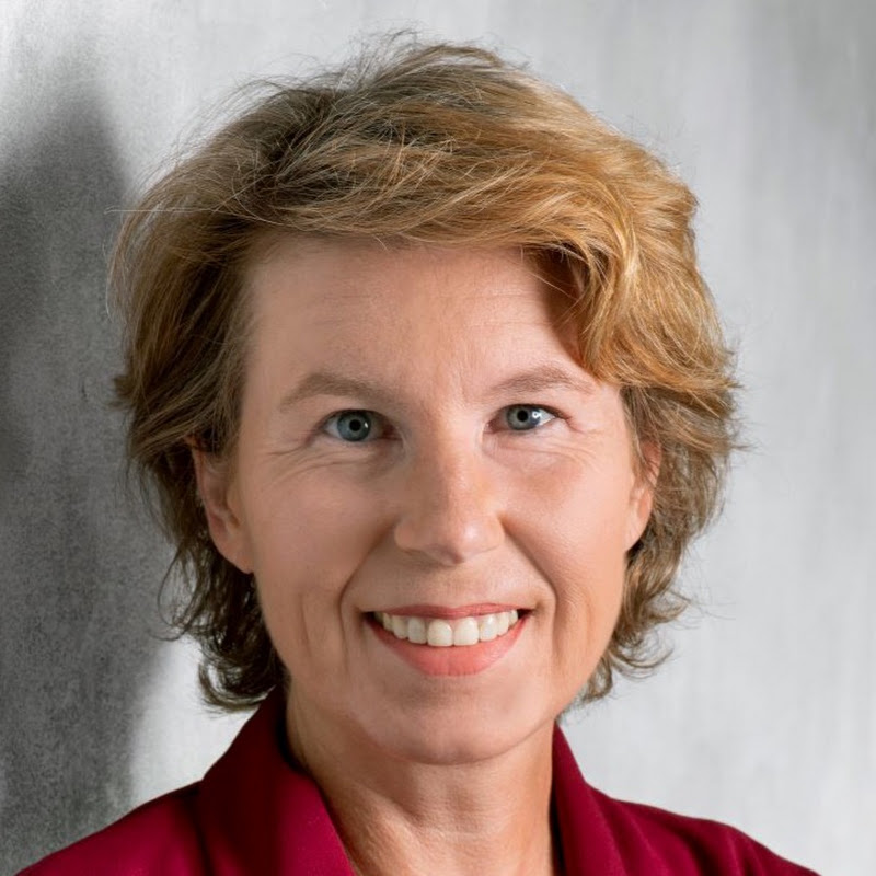Sabine Hossenfelder YouTube channel avatar