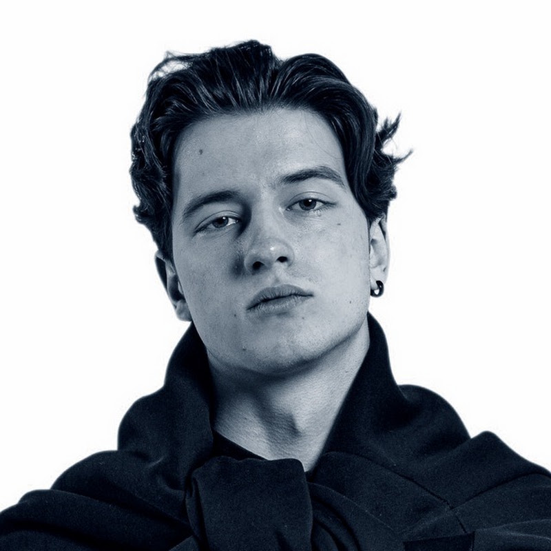 Альберт YouTube channel avatar