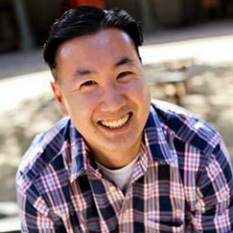 MyWifeQuitHerJob Ecommerce Channel YouTube channel avatar