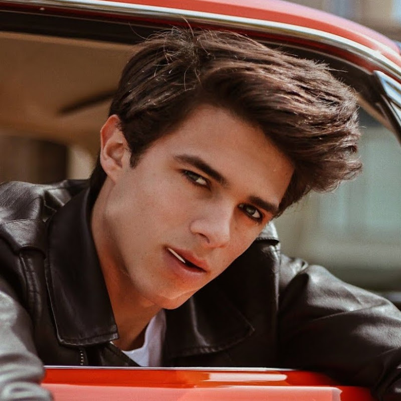 Brent Rivera avatar